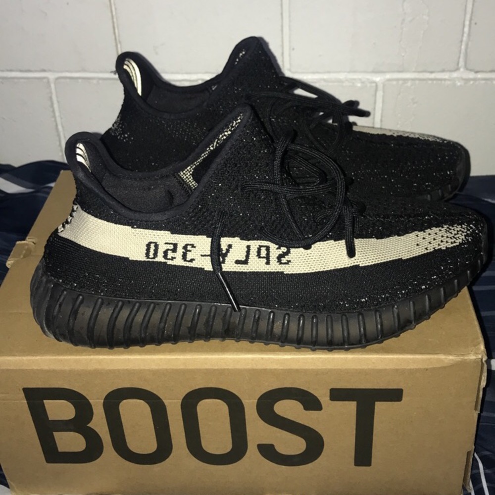 YEEZY BOOST 350